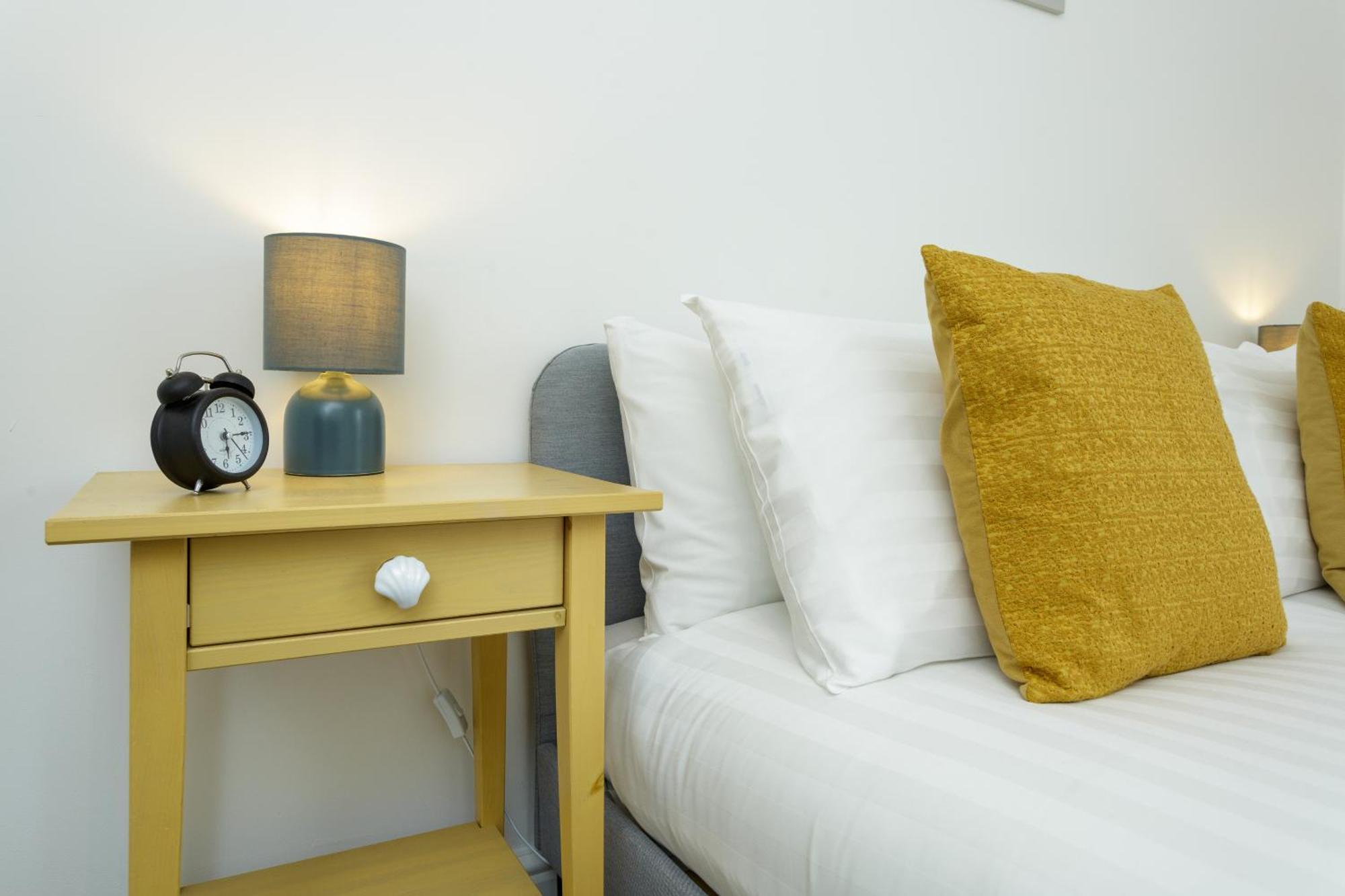 Percy Terrace - Charming 2 Bedroom Town House Portsmouth Esterno foto