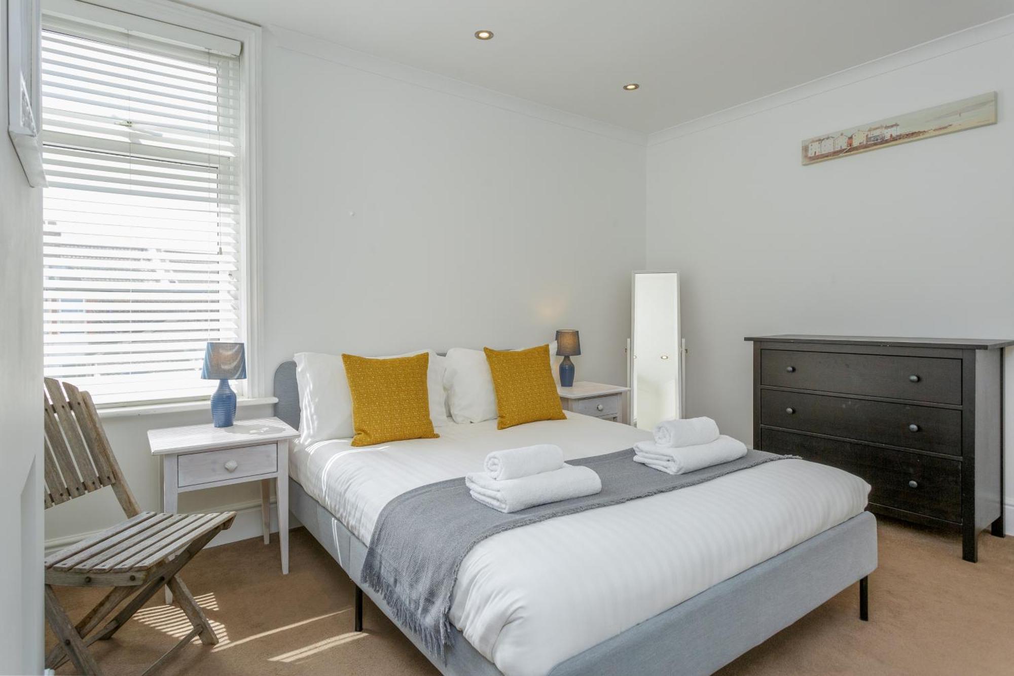 Percy Terrace - Charming 2 Bedroom Town House Portsmouth Esterno foto